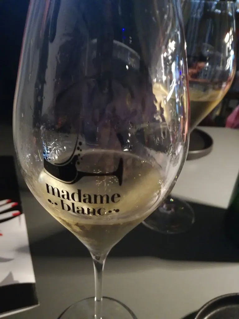 Menu_Madame Blanc | Verona_Canova-San Zeno_image_6