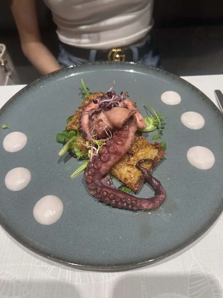 Sebastian Bertoli_Madame Blanc | Verona_Canova-San Zeno_review