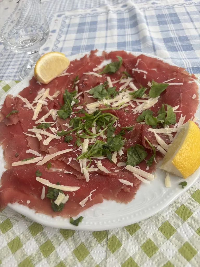 Silvia Pilloni_Countryhouse Sole Neve_Canova-San Zeno_review