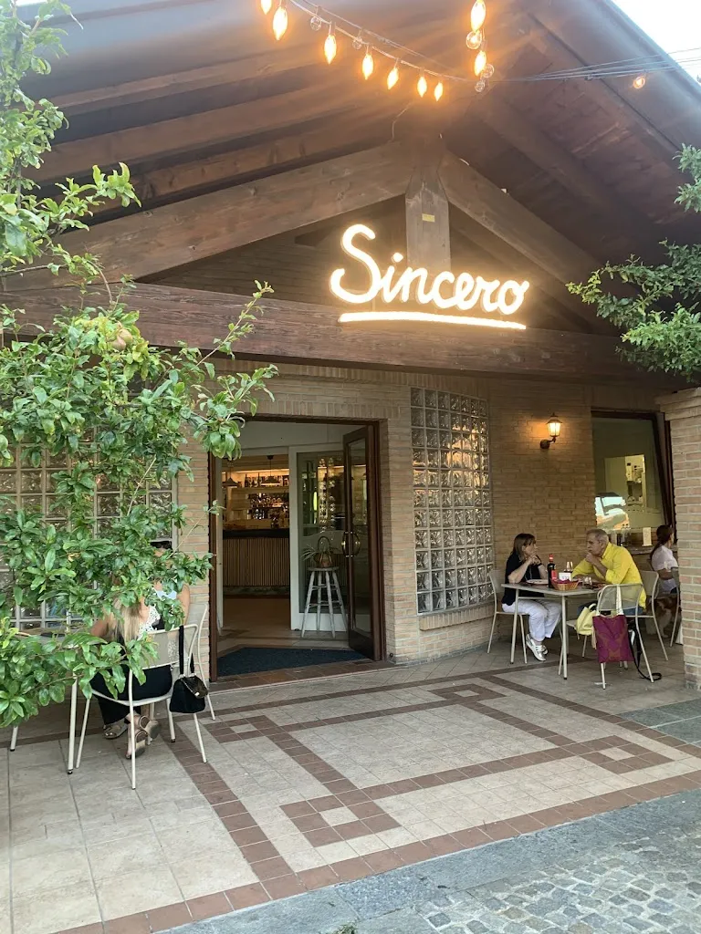 Sincero - osteria con cucina di mercato. Per l'aperitivo, la cena ed il dopo-cena. restaurant in Capiago-Intimiano-Olmeda