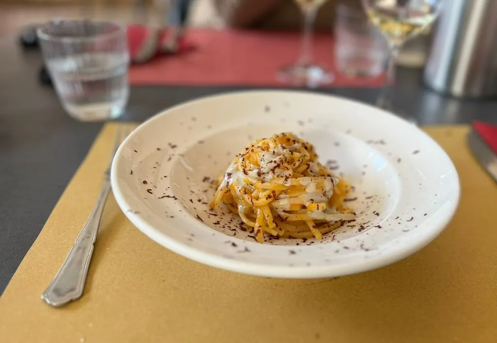 Sincero - osteria con cucina di mercato. Per l'aperitivo, la cena ed il dopo-cena._Capiago-Intimiano-Olmeda_slider_image_2