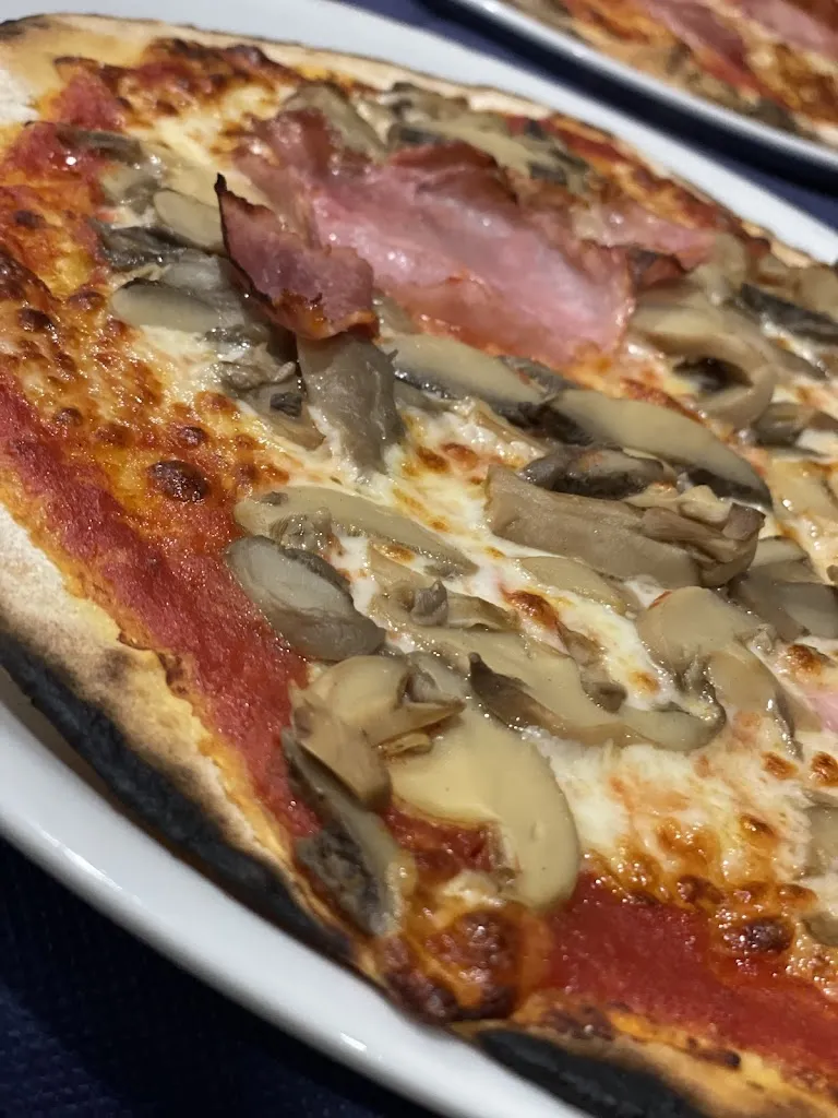 Hotel Ristorante Pizzeria Eden_Cantello_slider_image_2