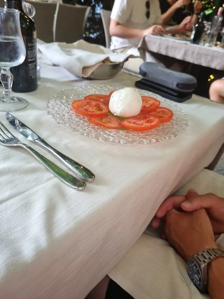 Jonatan Parvikoski_Impero Ristorante Pizzeria_Cantello_review