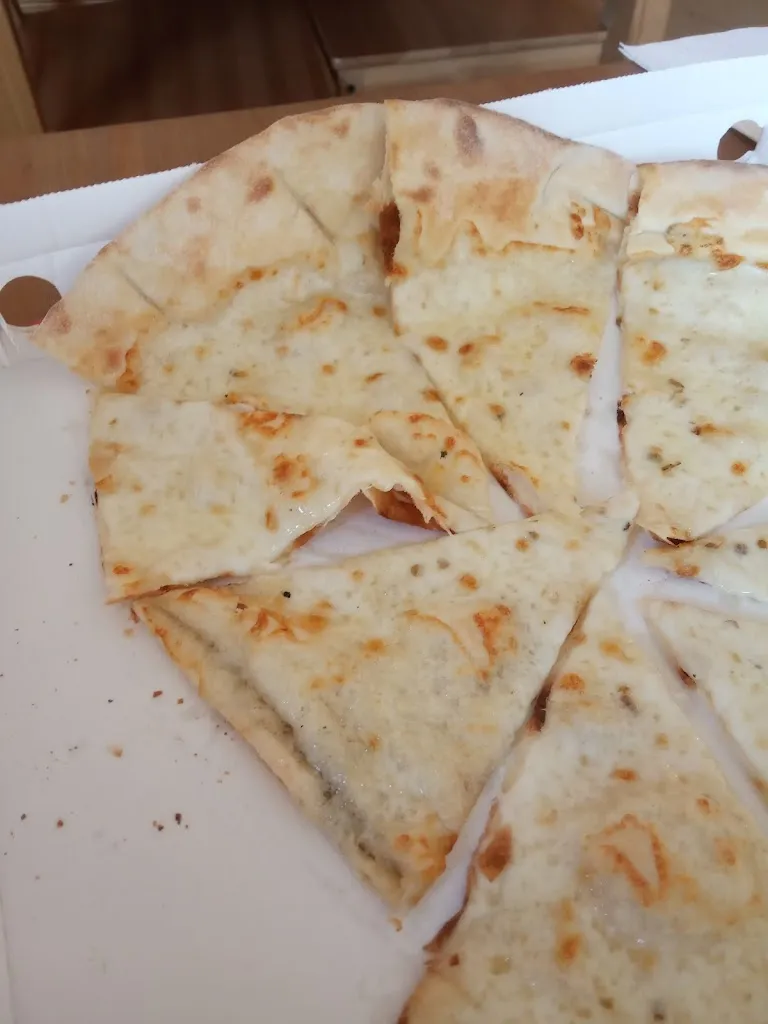 Alessandro Reati_Pizzeria d'Asporto Maghì_Capo di Ponte_review