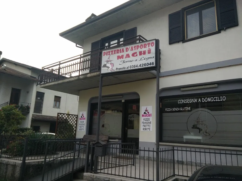 Pizzeria d'Asporto Maghì restaurant in Capo di Ponte
