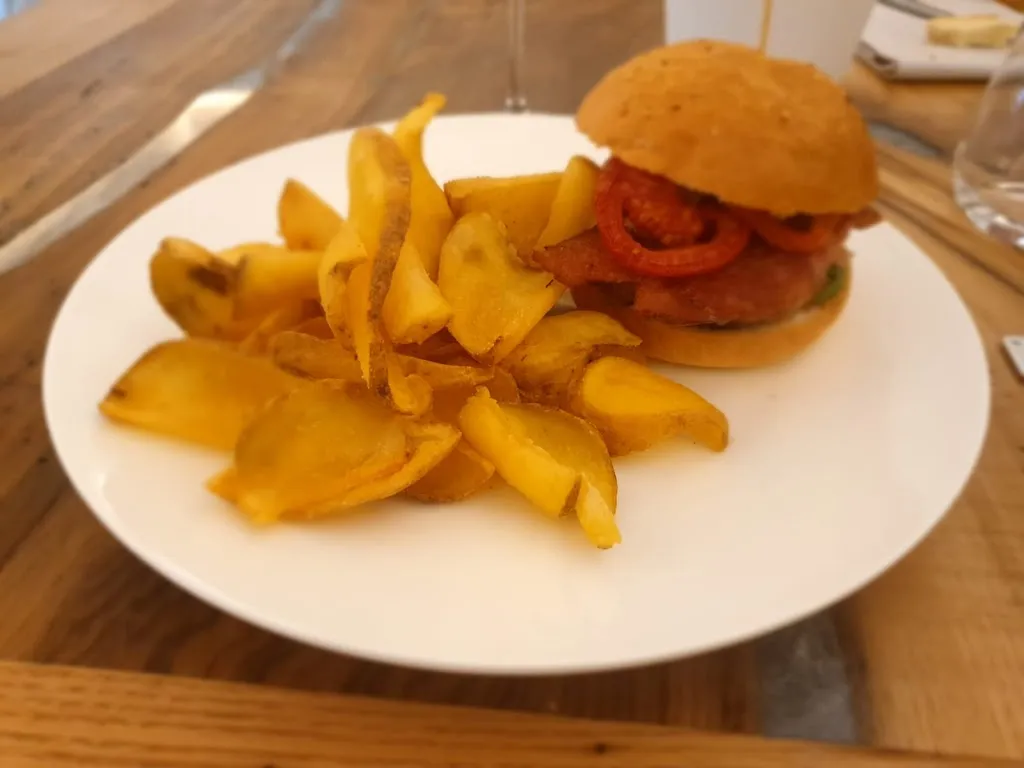 Adriana Asia Caputo_Ponti Bistrot_Canzo_review