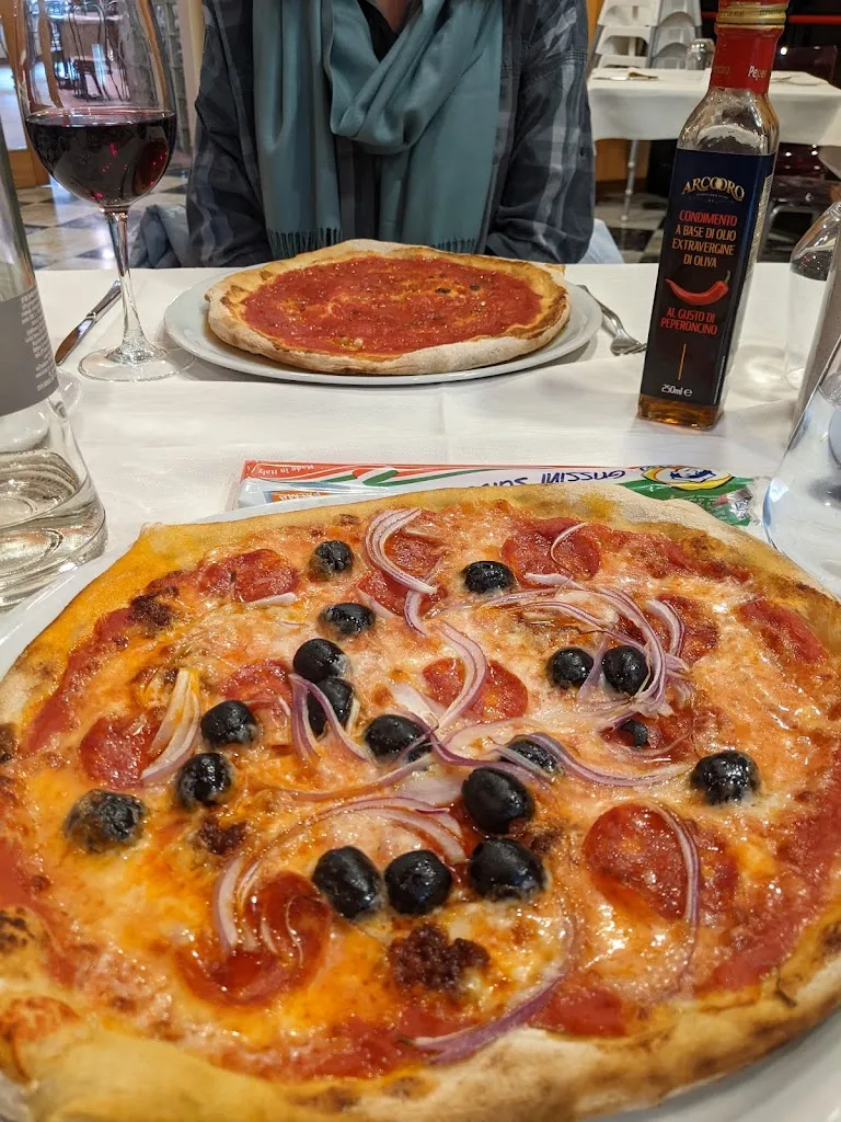 Clifford Perry_Albergo Ristorante Eden_Canzo_review