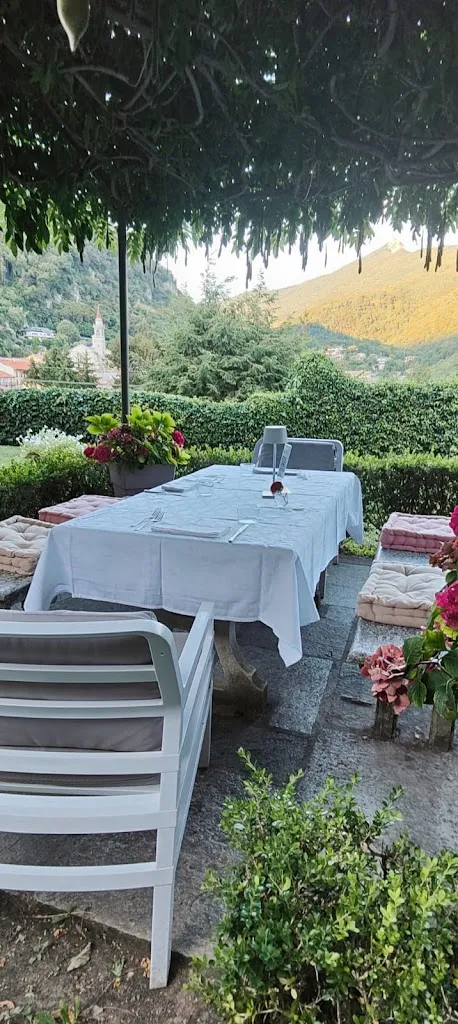 Nena Home Restaurant_Canzo_slider_image_1