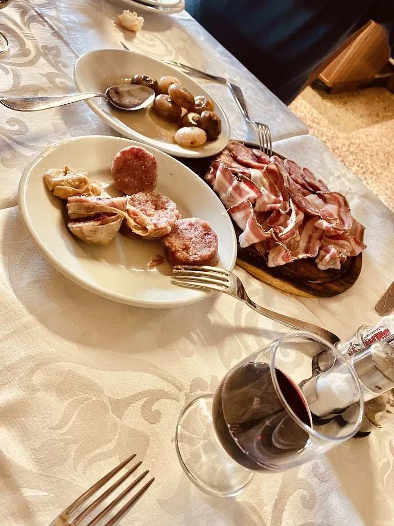 Giulietta_Trattoria Alpe Carella_Canzo_review