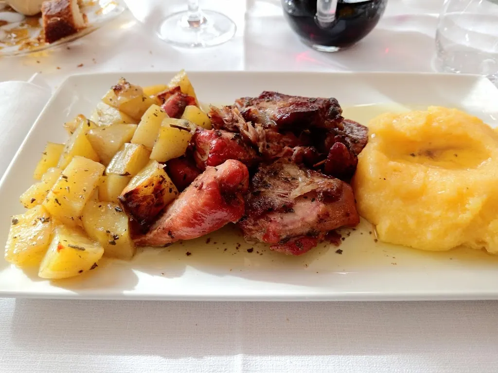 Antica Trattoria La Pergolina_Capriano del Colle_slider_image_2