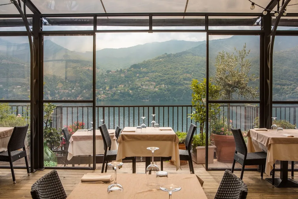 Una Finestra Sul Lago restaurant in Carate Urio