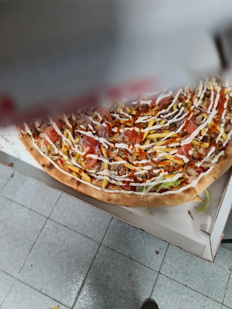 PIZZERIA JASMINE_Caponago_slider_image_2