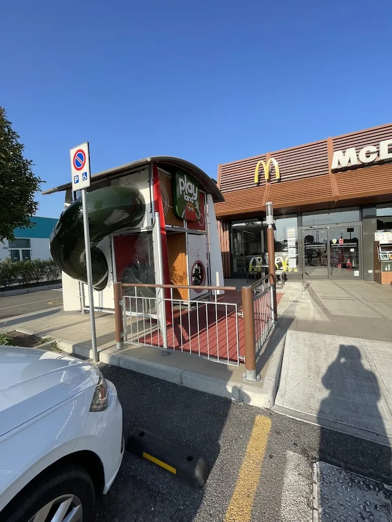 carine_McDonald’s Caponago_Caponago_recensione