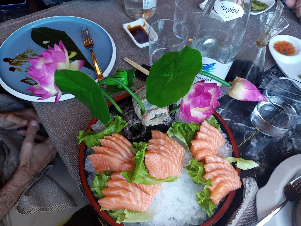 Menu_Oasi Sushi_Caponago_image_9