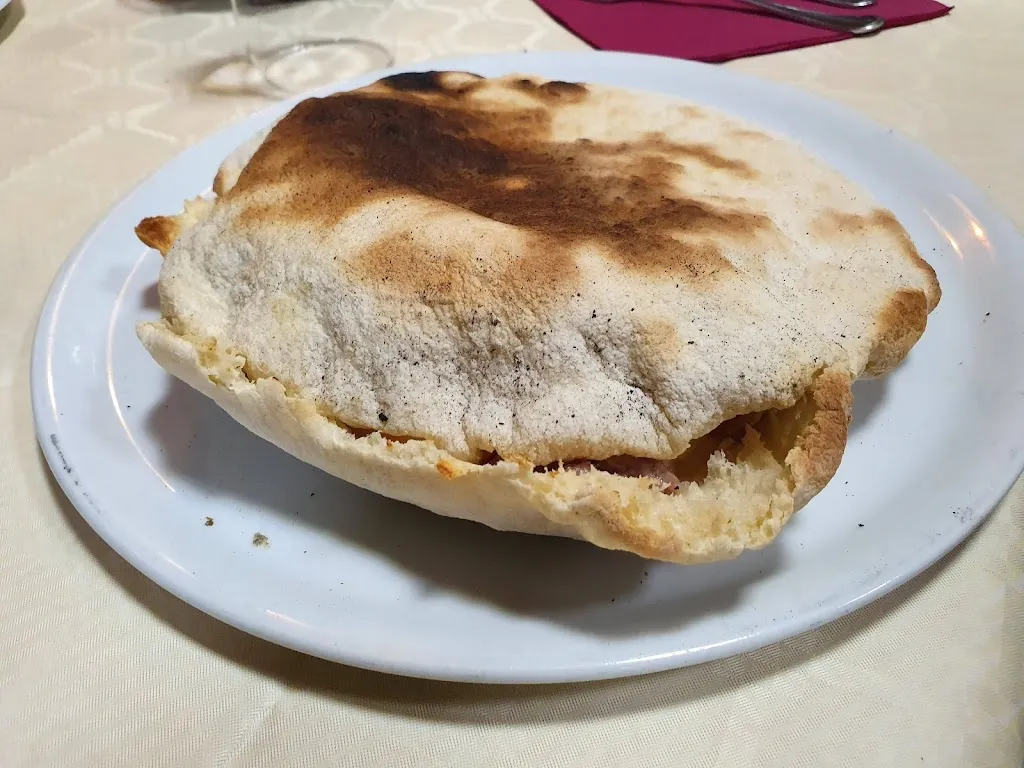 Ristorante Casa Vacanze Il Capriolo_Capriolo_slider_image_3