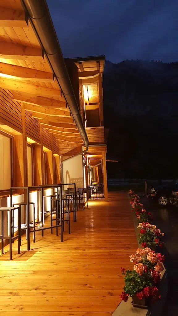 Ristorante & Pizzeria al Capriolo Tovel restaurant in Capriolo