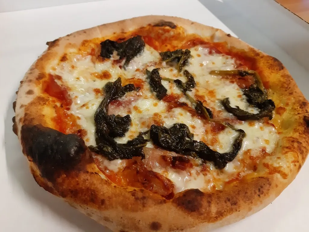 Pizza Flash al Castello Capriolo_Capriolo_slider_image_2