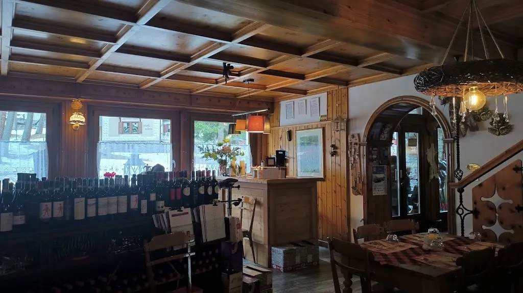 Ristorante @ Chalet Capriolo_Capriolo_slider_image_1