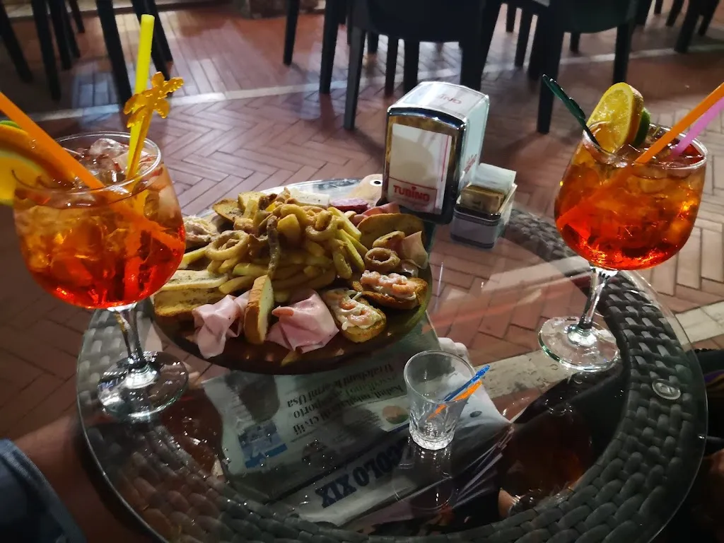 Valerio Tavella_Cafe' Caravaggio_Caravaggio_review