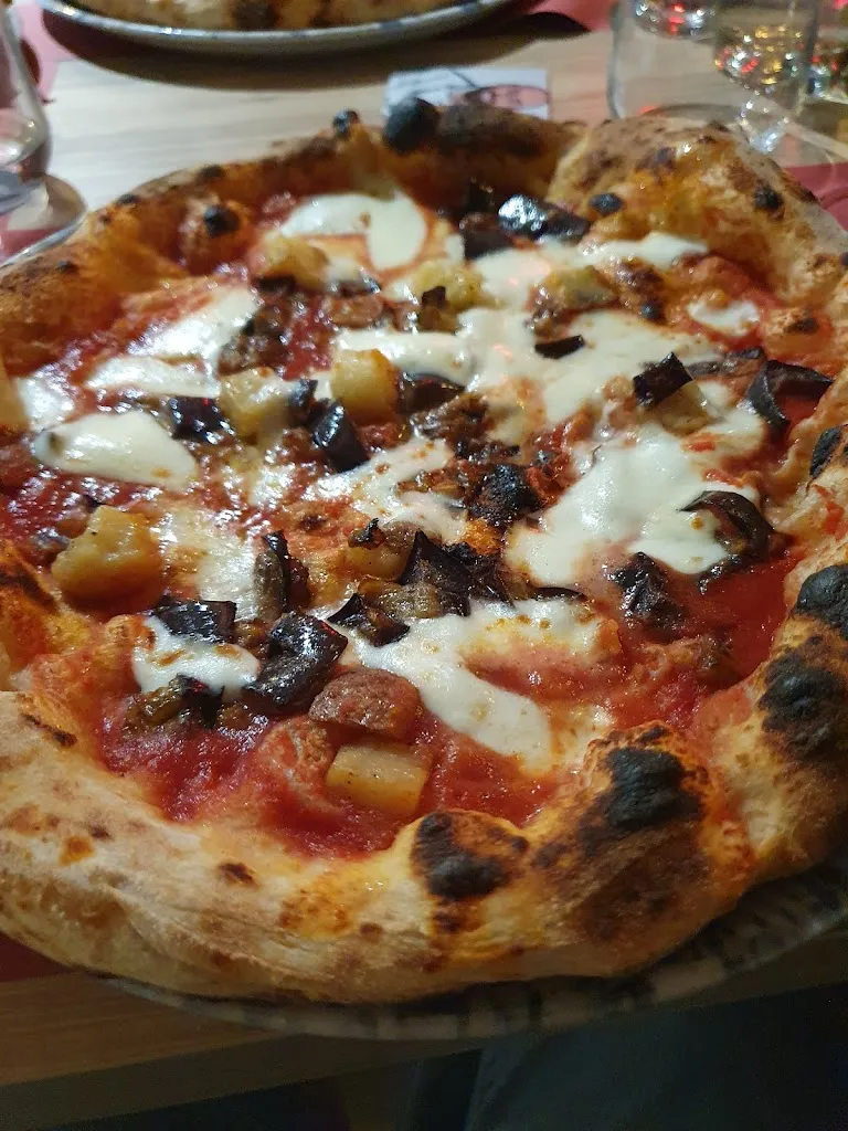 Roberto P_La Pizza a Modo Mio - Dario De Santis_Caravaggio_review