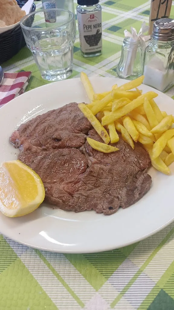 Trattoria ai Cattani_Carnago_slider_image_3