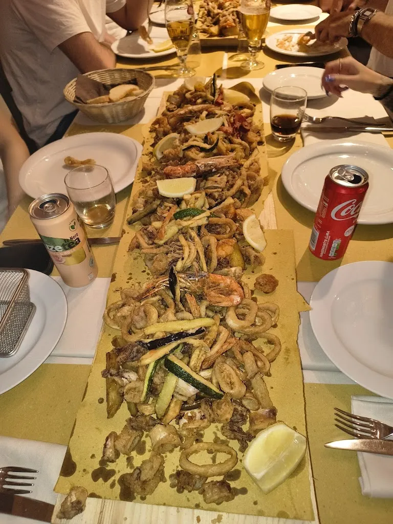 Gloria Bandini_IL CIRCOLO DI CARNAGO_Carnago_review