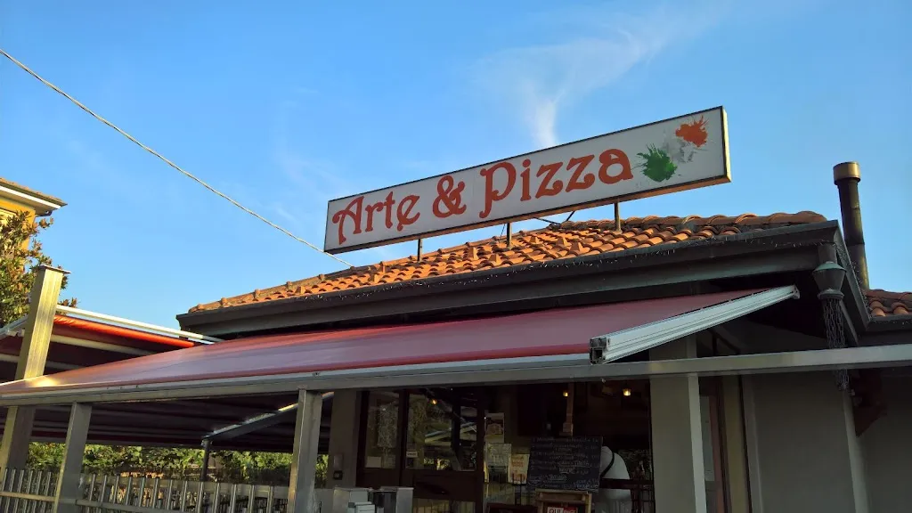 Arte & Pizza restaurant in Cardano al Campo