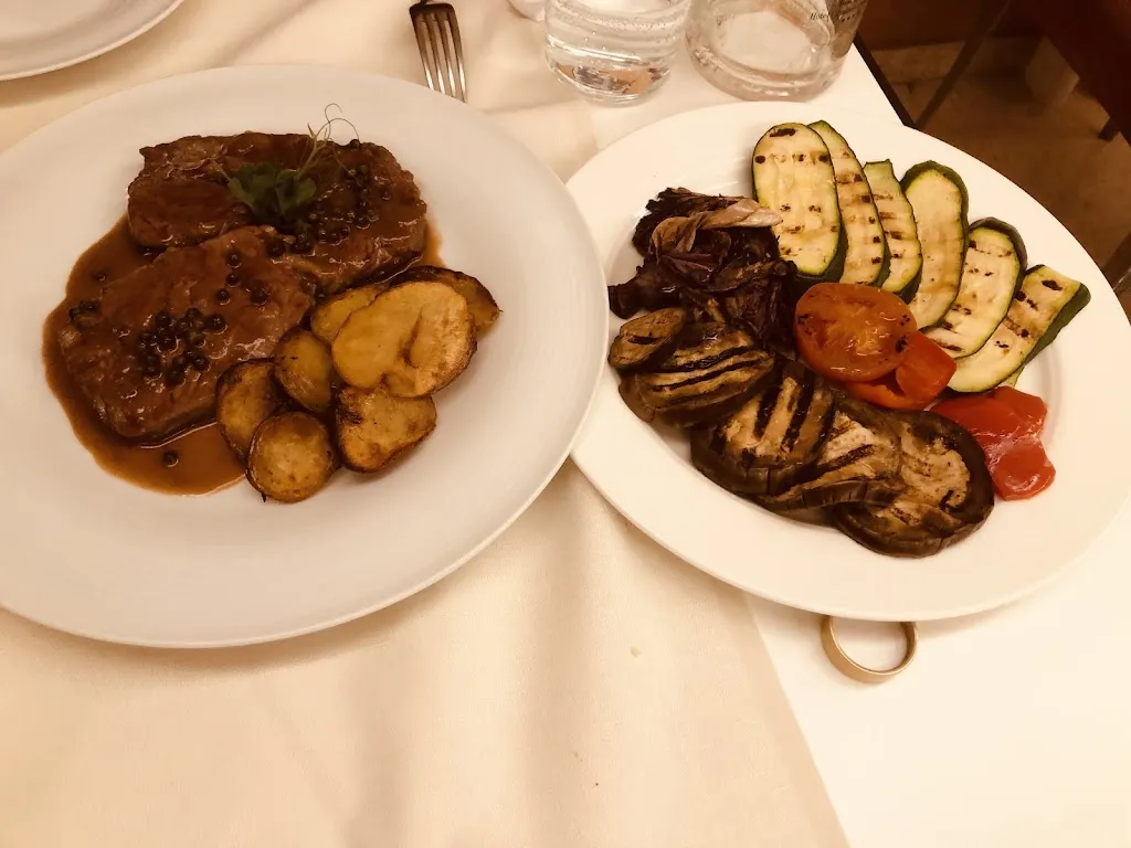 2011 Hung_Oltre Le Nuvole_Cardano al Campo_review