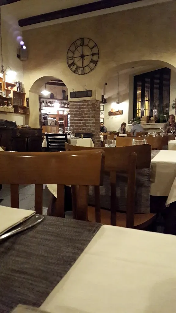 L'Osteria Dei Mercanti a GALLARATE _Cardano al Campo_slider_image_2