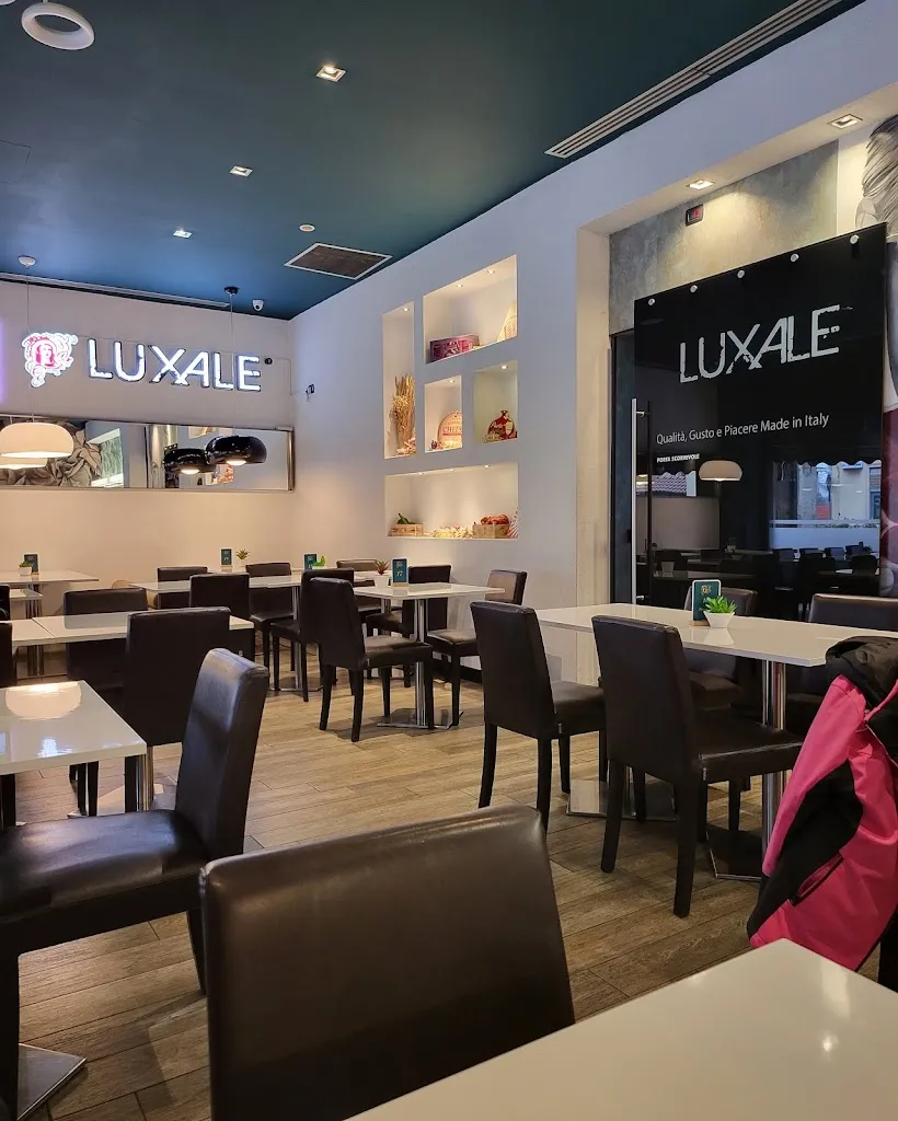 Konsuella_Luxale Coffe Living Food - Ristorante Pizzeria-pasticceria_Cardano al Campo_review