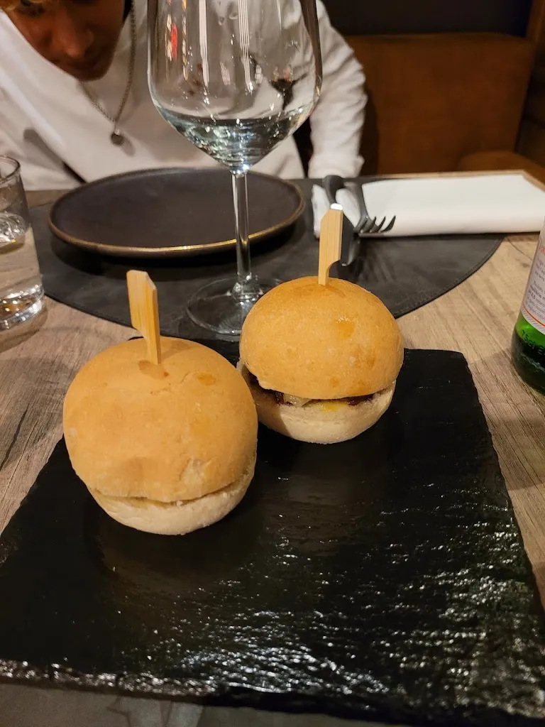 Harjit Tulsi_Viro Steak Restaurant Gallarate_Cardano al Campo_recensione