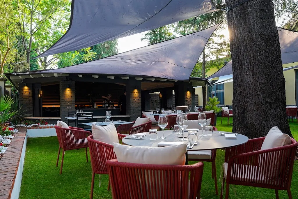 Viro Steak Restaurant Gallarate_Cardano al Campo_slider_image_1