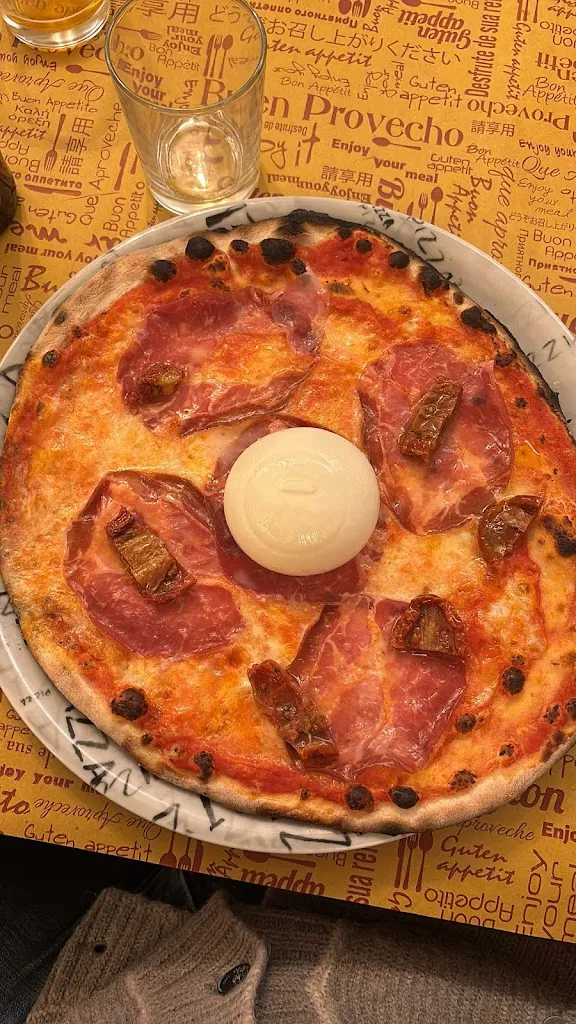 Michele Porcelli_De Gustibus L'arte della pizza Acquaviva delle Fonti_Acquaviva delle Fonti_review