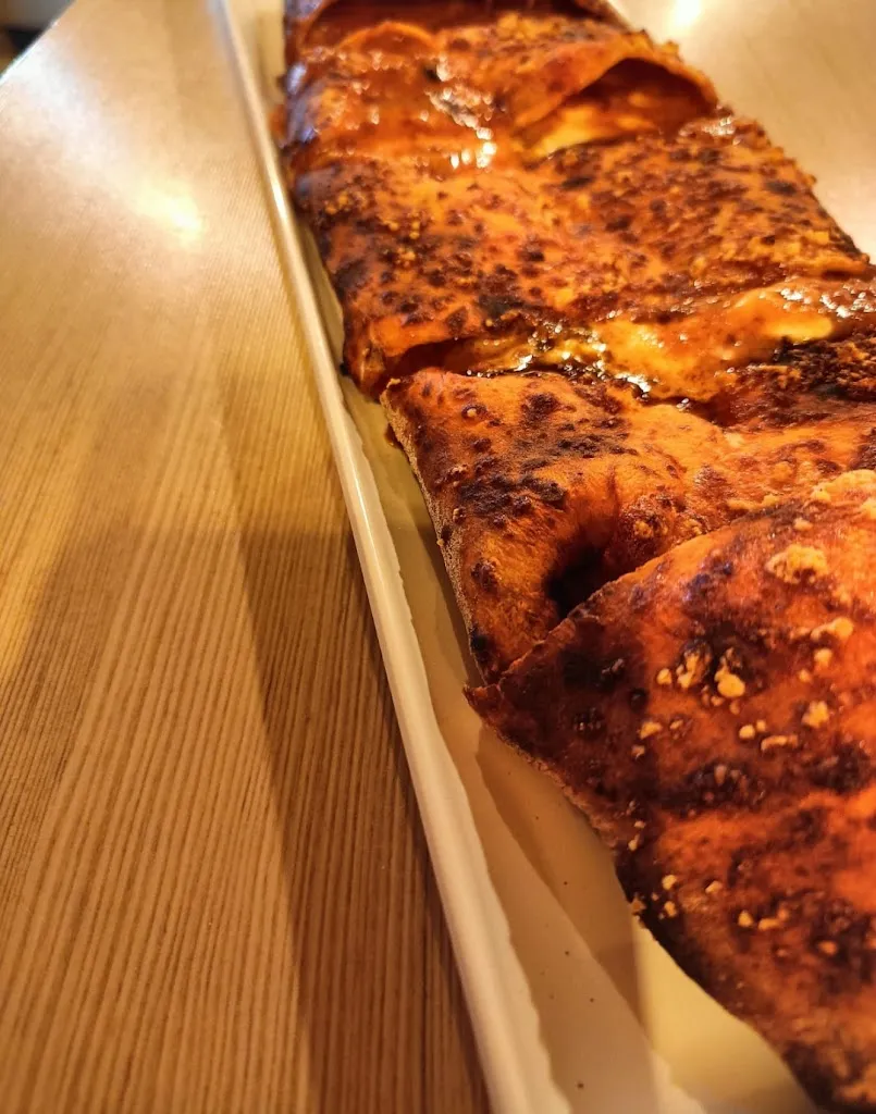 De Gustibus L'arte della pizza Acquaviva delle Fonti_Acquaviva delle Fonti_slider_image_3