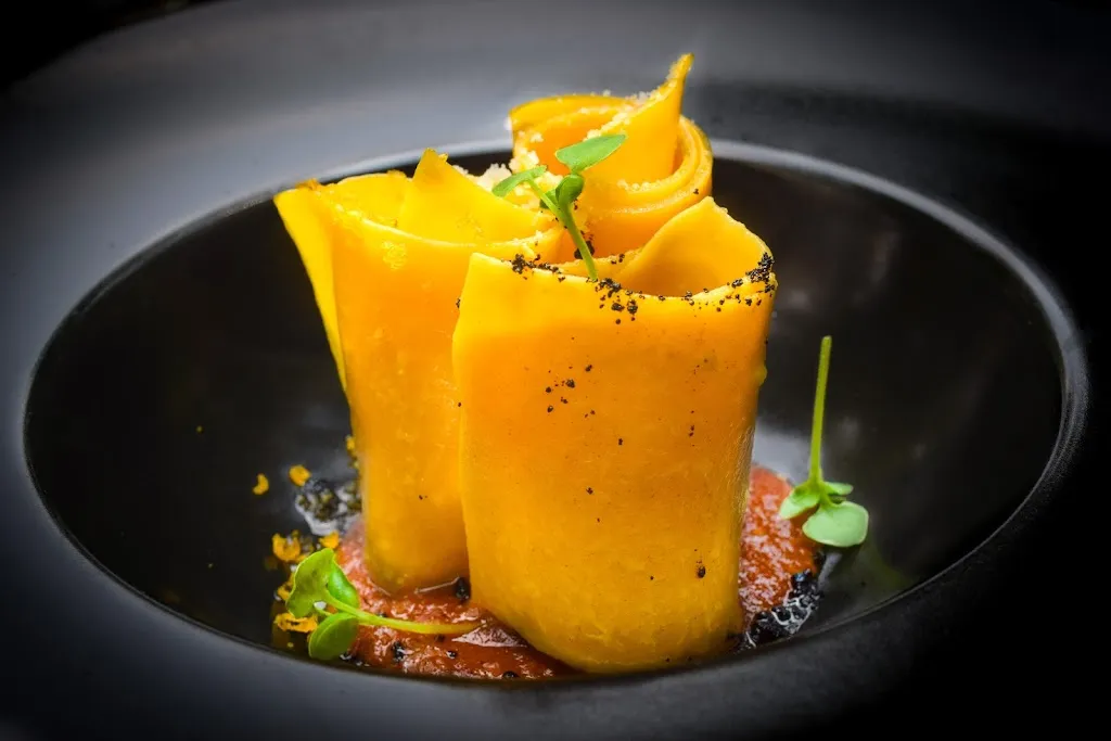 Ilario Vinciguerra Restaurant_Cardano al Campo_slider_image_3