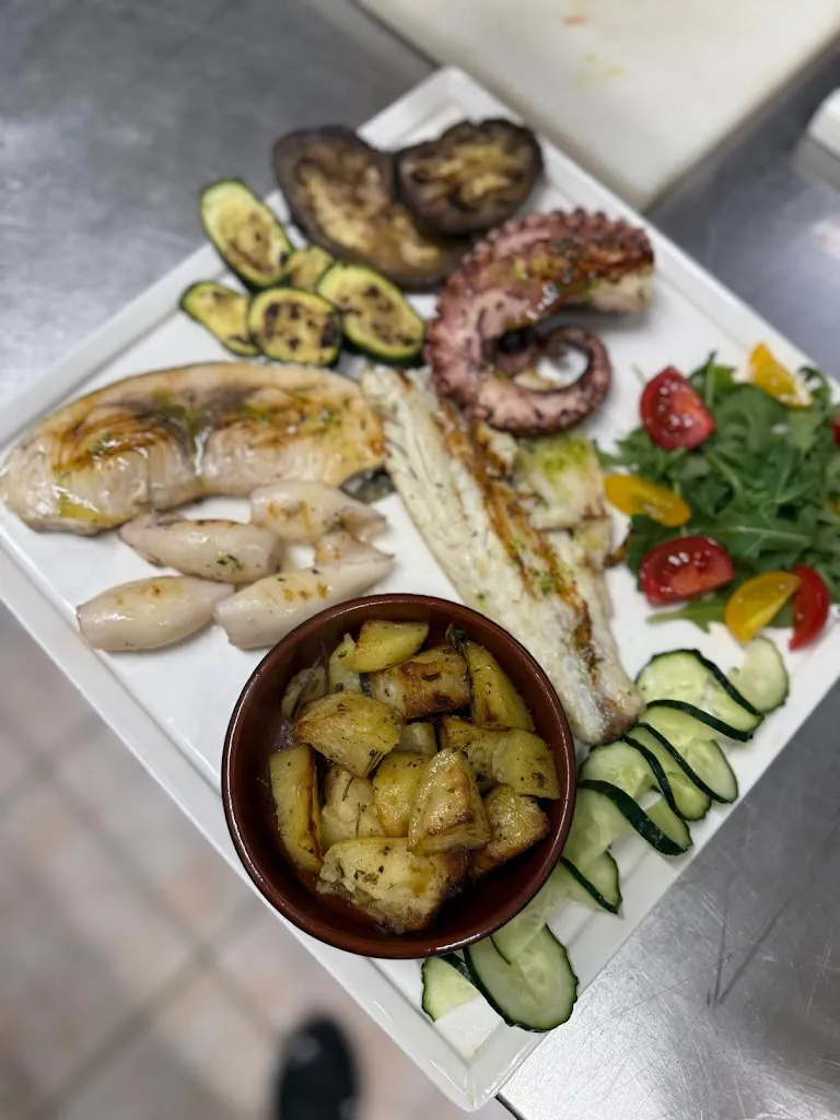 GOLDEN LAKE da Nino_Carlazzo_slider_image_2