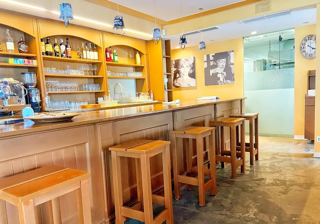 Bar Trattoria Alabona restaurant in Carlazzo