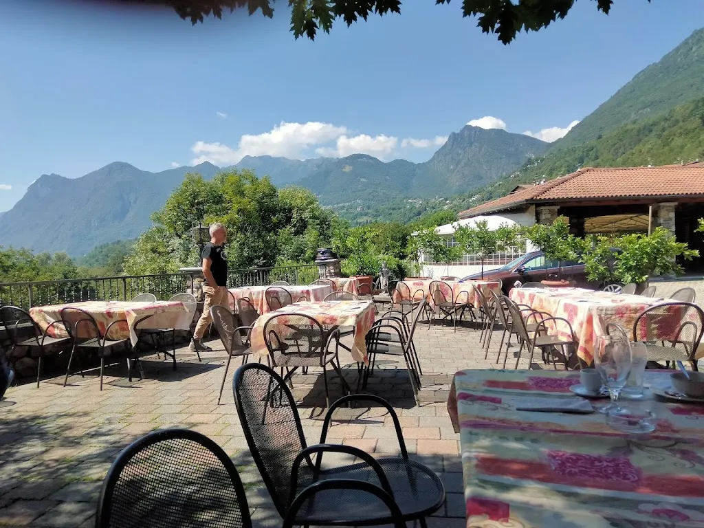 Giovanna Fantin_Ristorante Pizzeria La Solitaria_Carlazzo_review