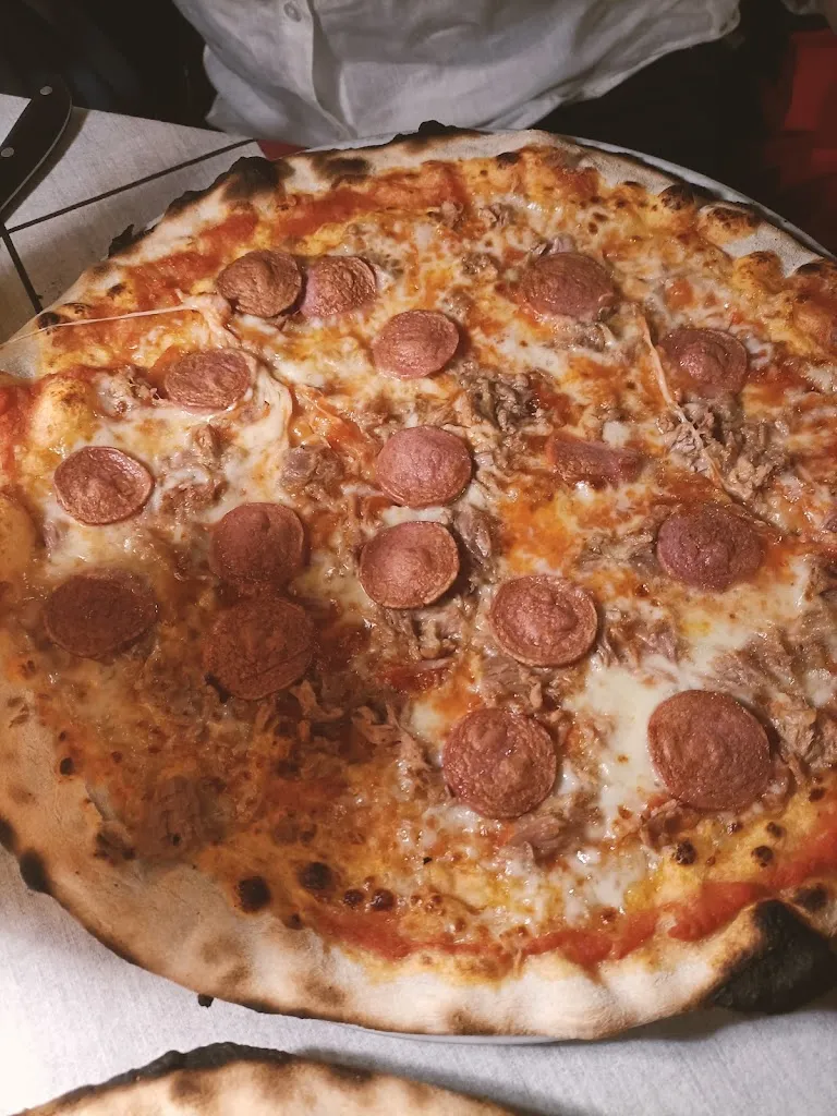 Ristorante Pizzeria La Solitaria_Carlazzo_slider_image_3