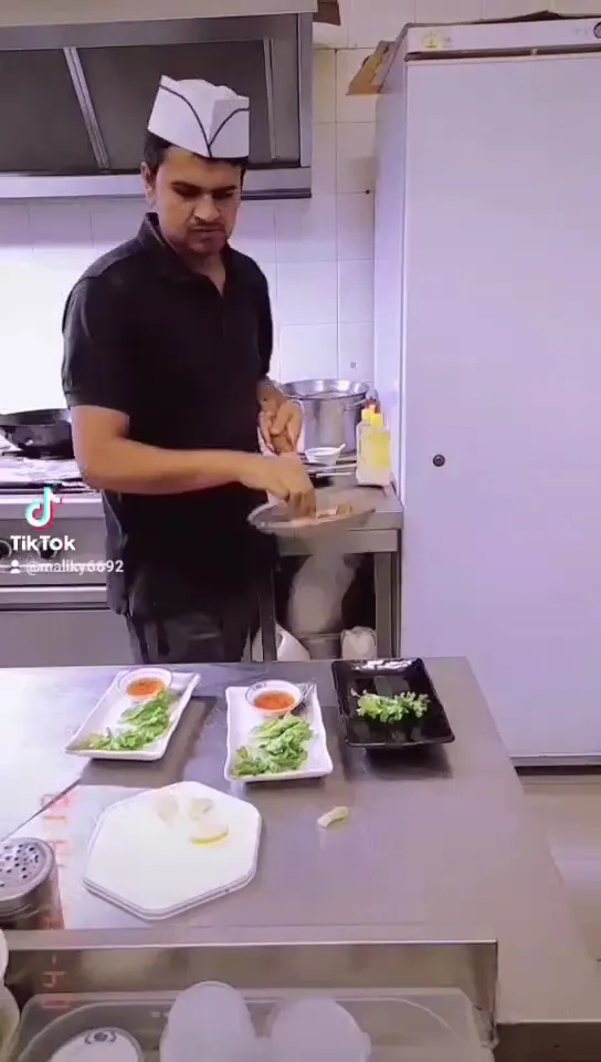 Hayashi Sushi Fusion_Carlazzo_slider_image_2