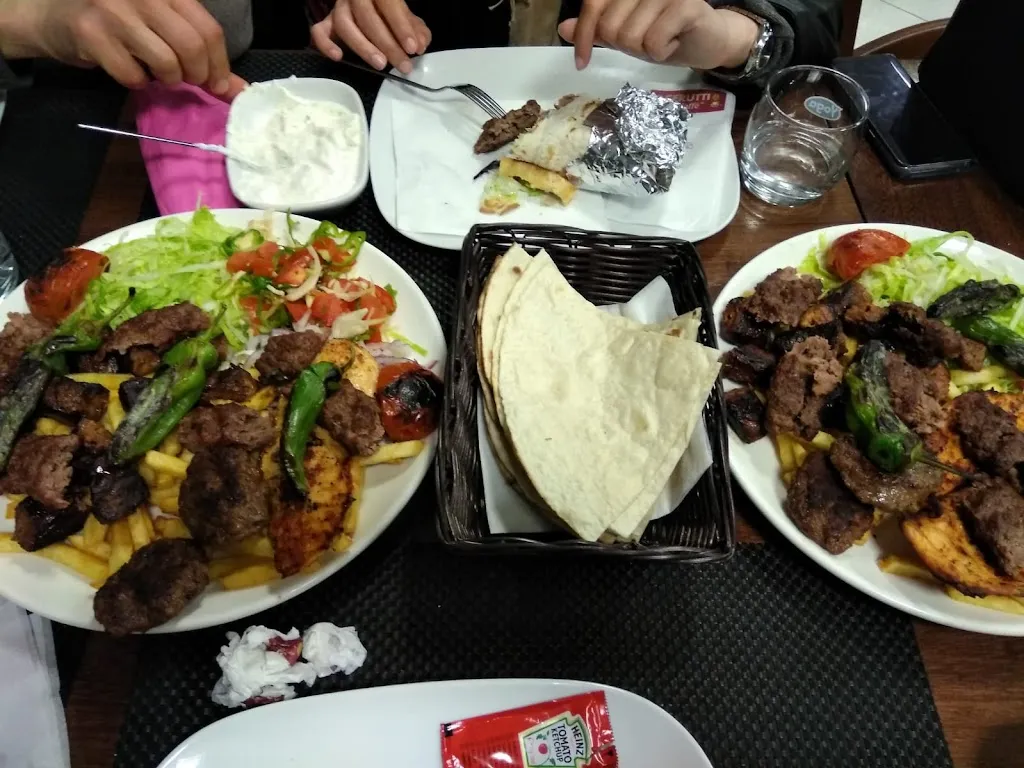 Jack Lima_Fratelli Grill House_Carlazzo_review