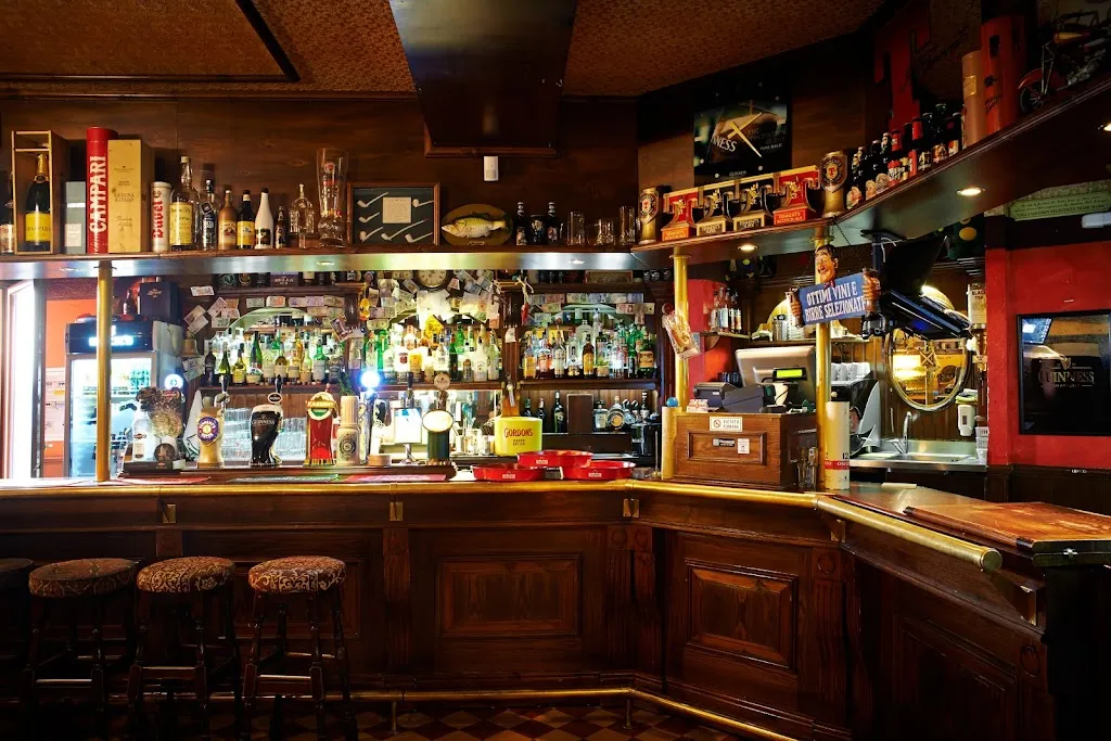 THE BELLS PUB® - Carobbio_Carobbio_slider_image_3