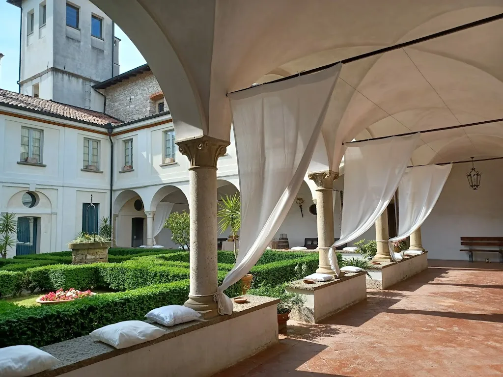 Castello degli Angeli_Carobbio_slider_image_3