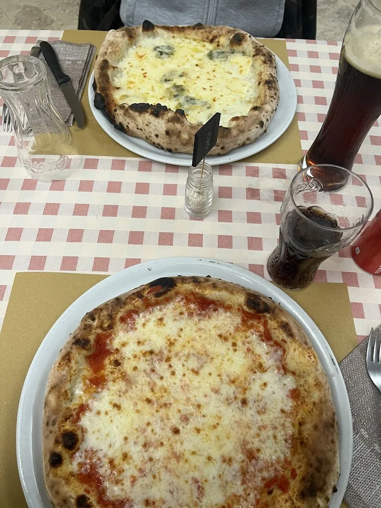 Jessica Magri_Al Noce_Caronno Varesino_review