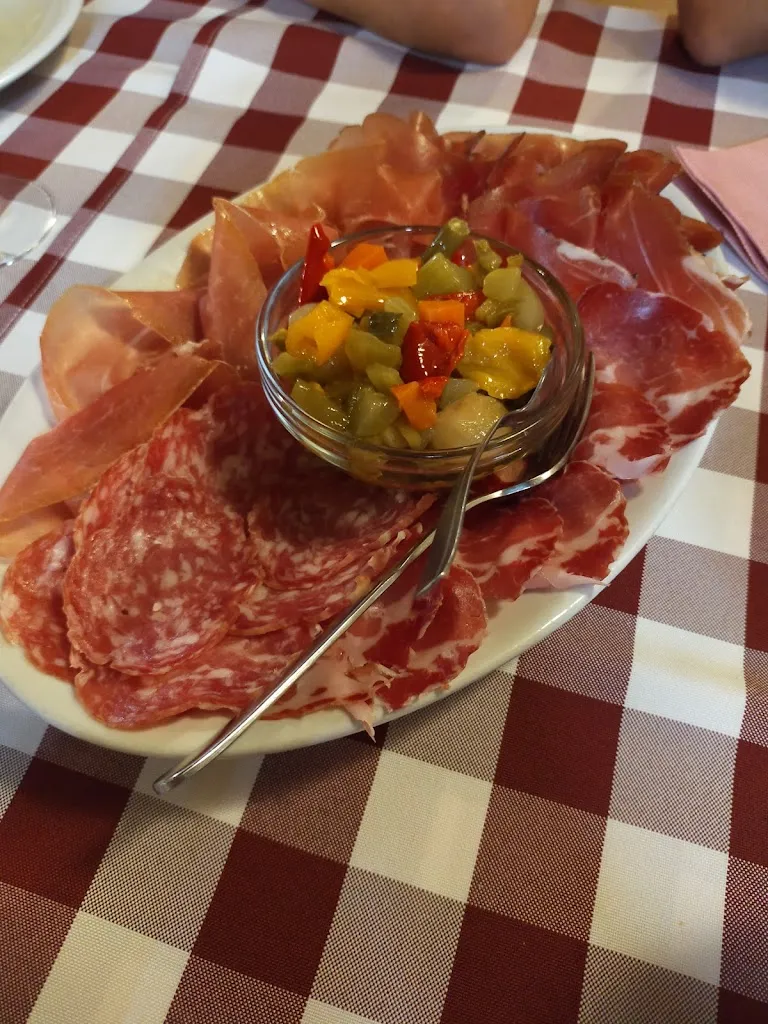 Trattoria Villa Rossa di Venturi Maria Grazia_Carpenedolo_slider_image_3