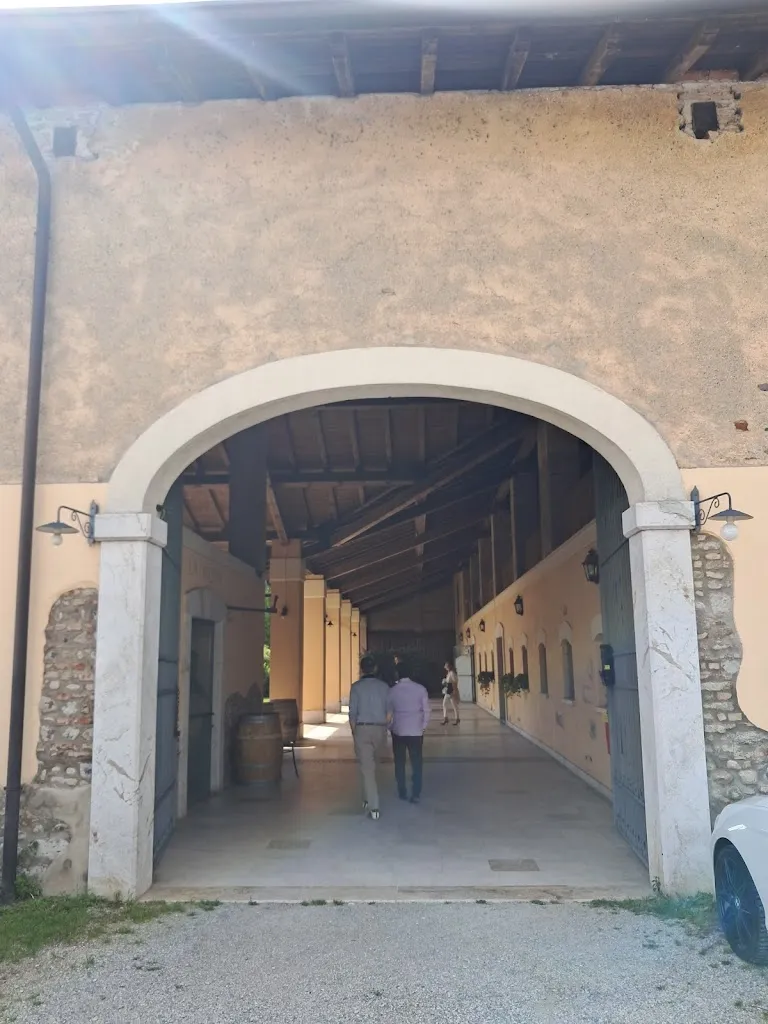 matteo gobbi_Fuori dal guscio_Carpenedolo_review