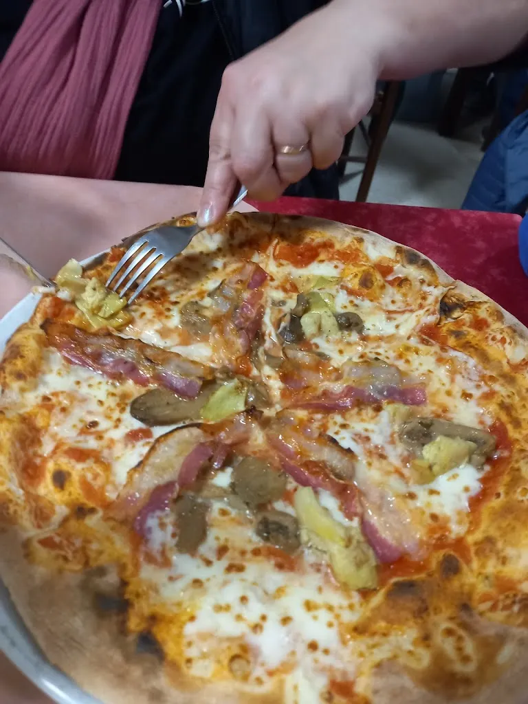 Eduard Braguzzi_Pizzeria Castello _Carpenedolo_review