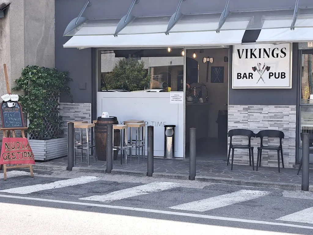 Cantina cafè restaurant in Carugo