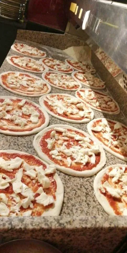 Pizzeria il Cairo di Carugo_Carugo_slider_image_2