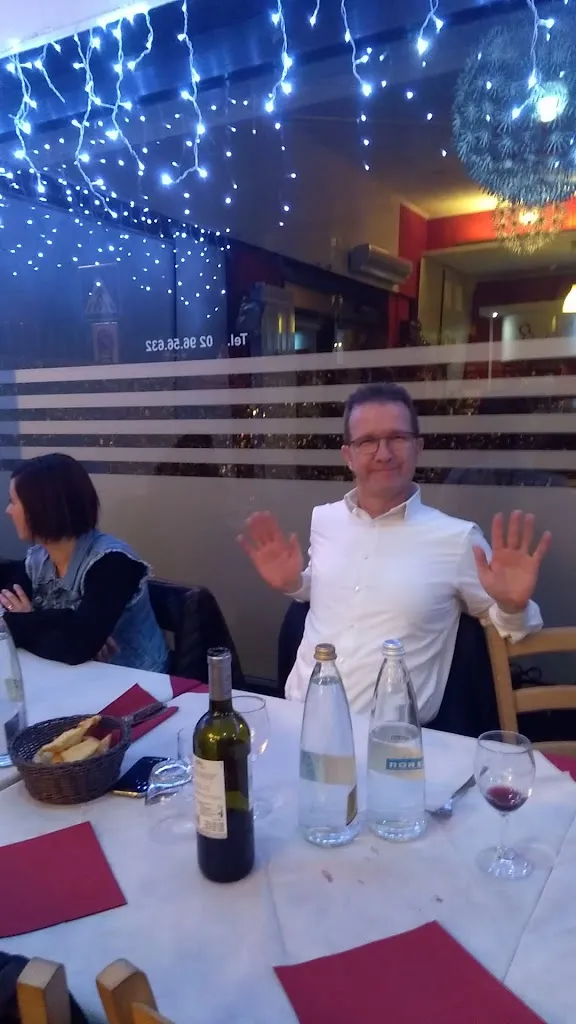 Ristorante con Pizza I Due Assi_Caronno Pertusella_slider_image_2